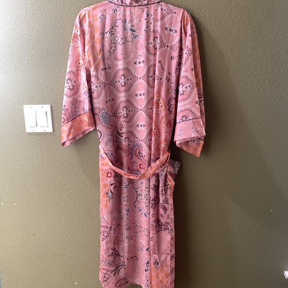 Word market pink robes one size - Picture 7 of 9